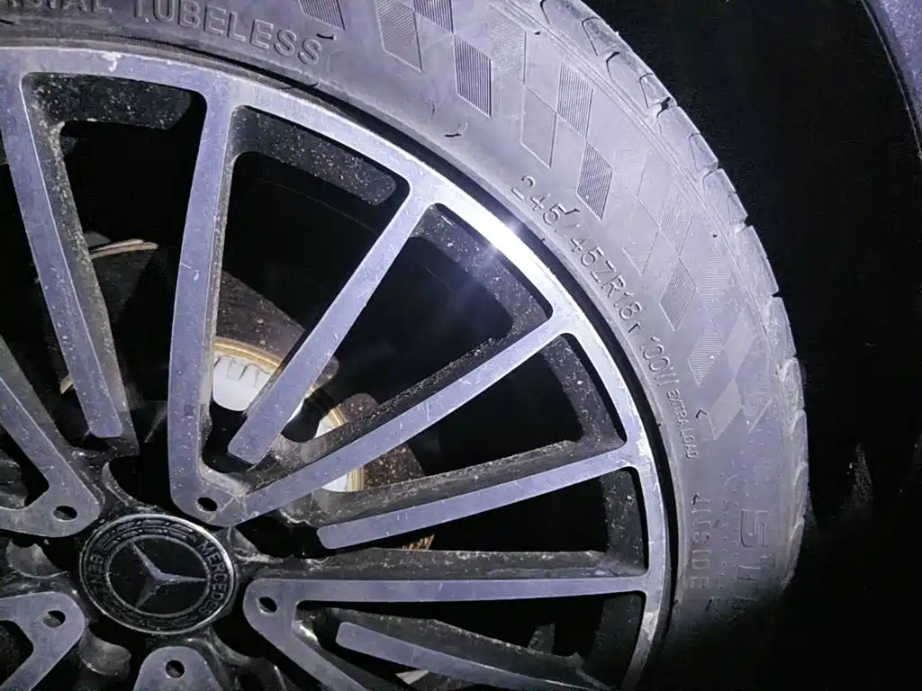 Фото 7 - Mercedes-Benz E-Class