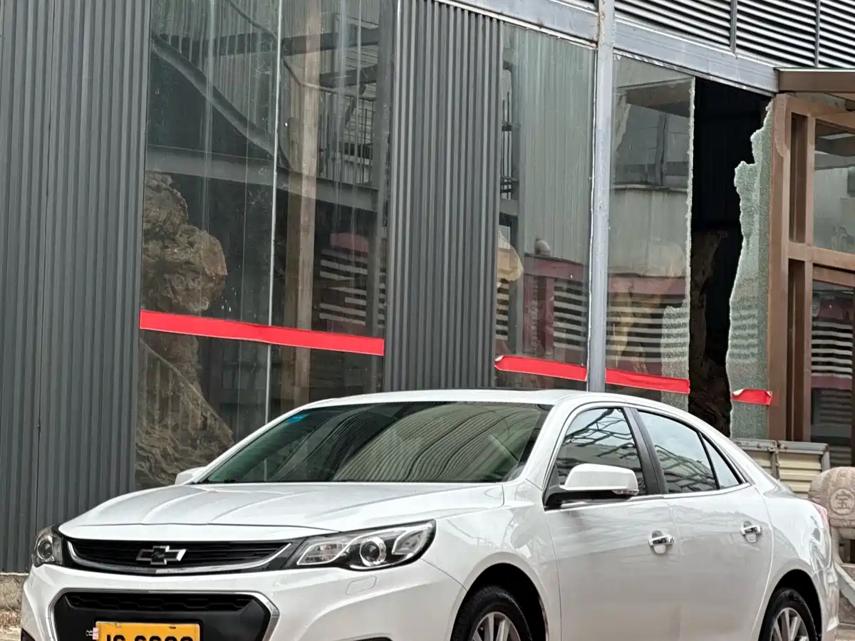 Chevrolet Malibu 2018 530T Automatic Luxury Edition фото 2