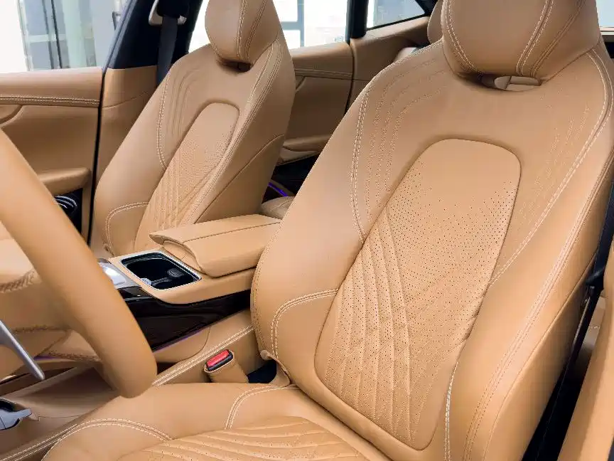 Aston Martin DBX 2023 2022 3.0T STRAIGHT-SIX