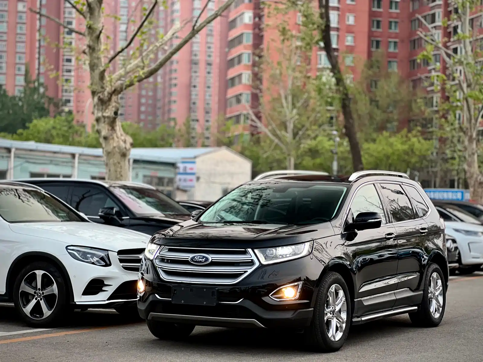 Фото 1 - Ford Edge
