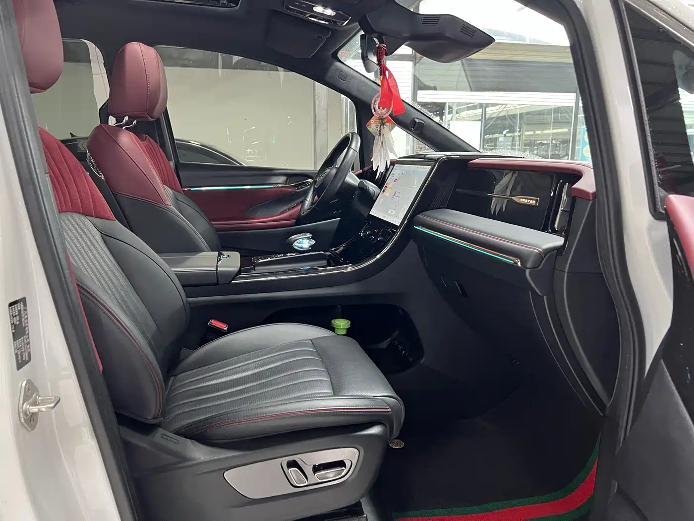 GAC Trumpchi Trumpchi M8 2023 Model Master Series 400T Flagship Edition фото 22