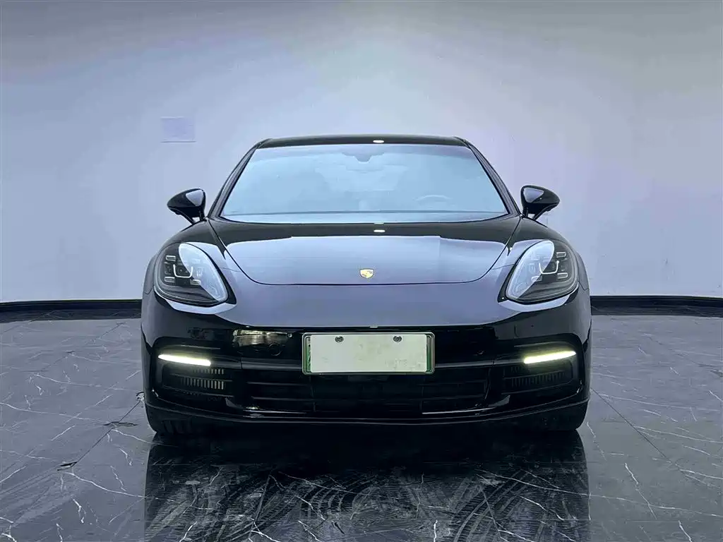 PORSCHE PANAMERA NEW ENERGY