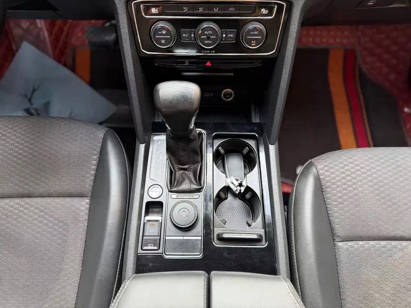 Volkswagen Teramont 2019 380TSI 4WD Comfort China VI фото 13