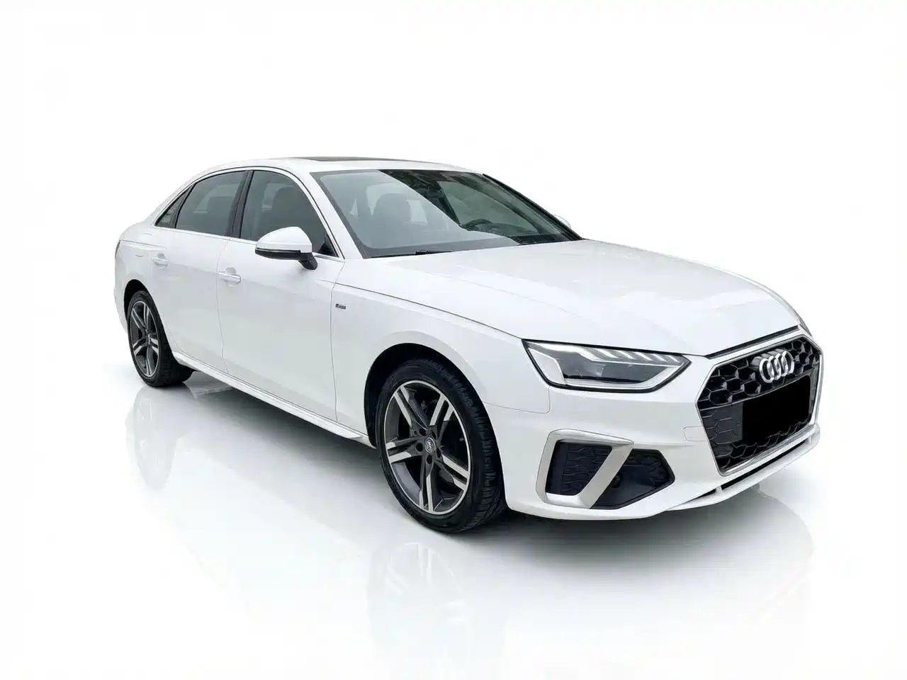 Audi A4L 2020 40 TFSI Fashion Dynamic Edition фото 3