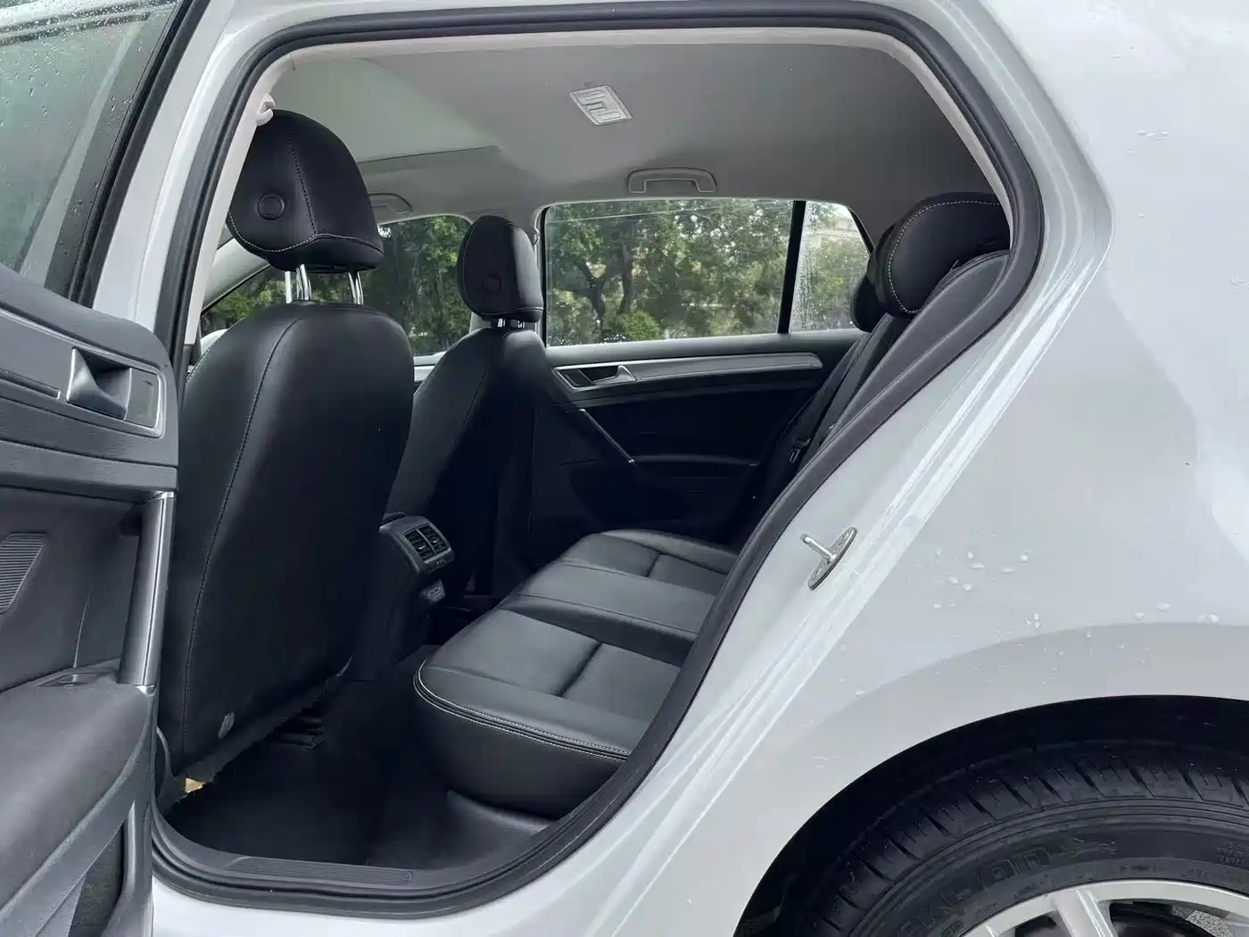 Фото 6 - Volkswagen Golf