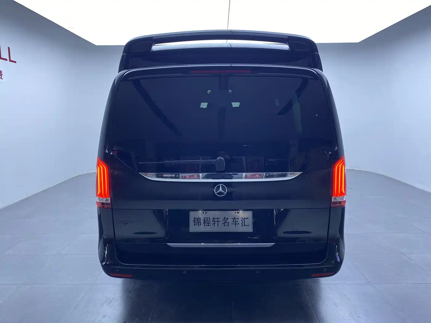 Mercedes-Benz V-Class 2018 V 260 L Premium Long Wheelbase Edition China VI фото 5