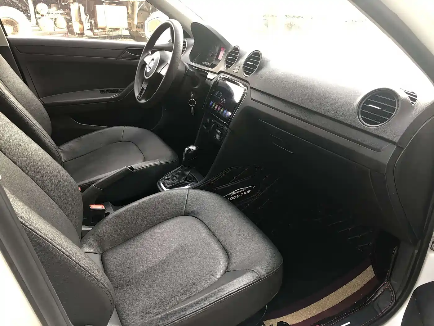 Volkswagen Jetta 2015 1.6L Auto Trend фото 5