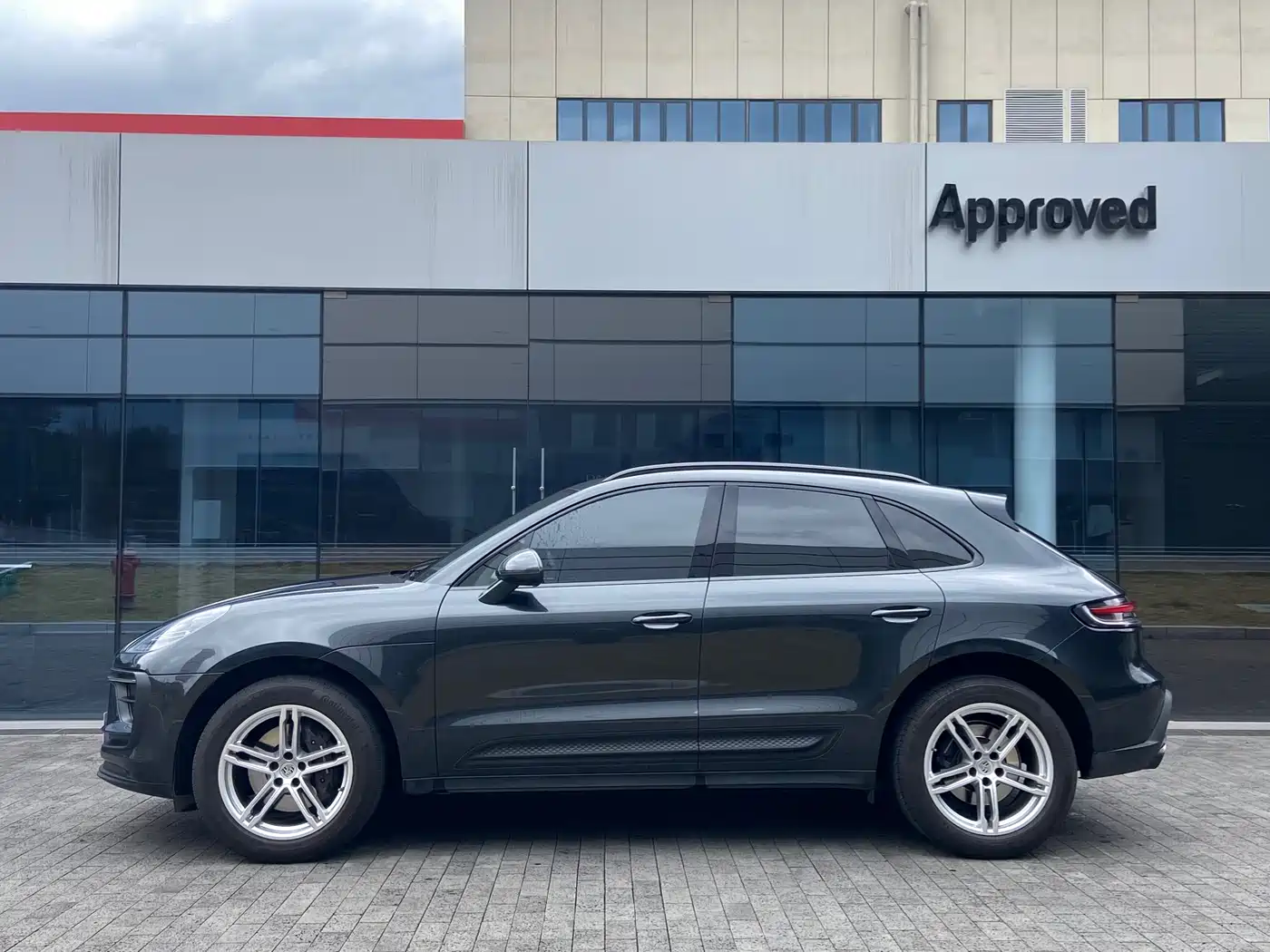 Porsche Macan 2023 Macan 2.0T фото 3