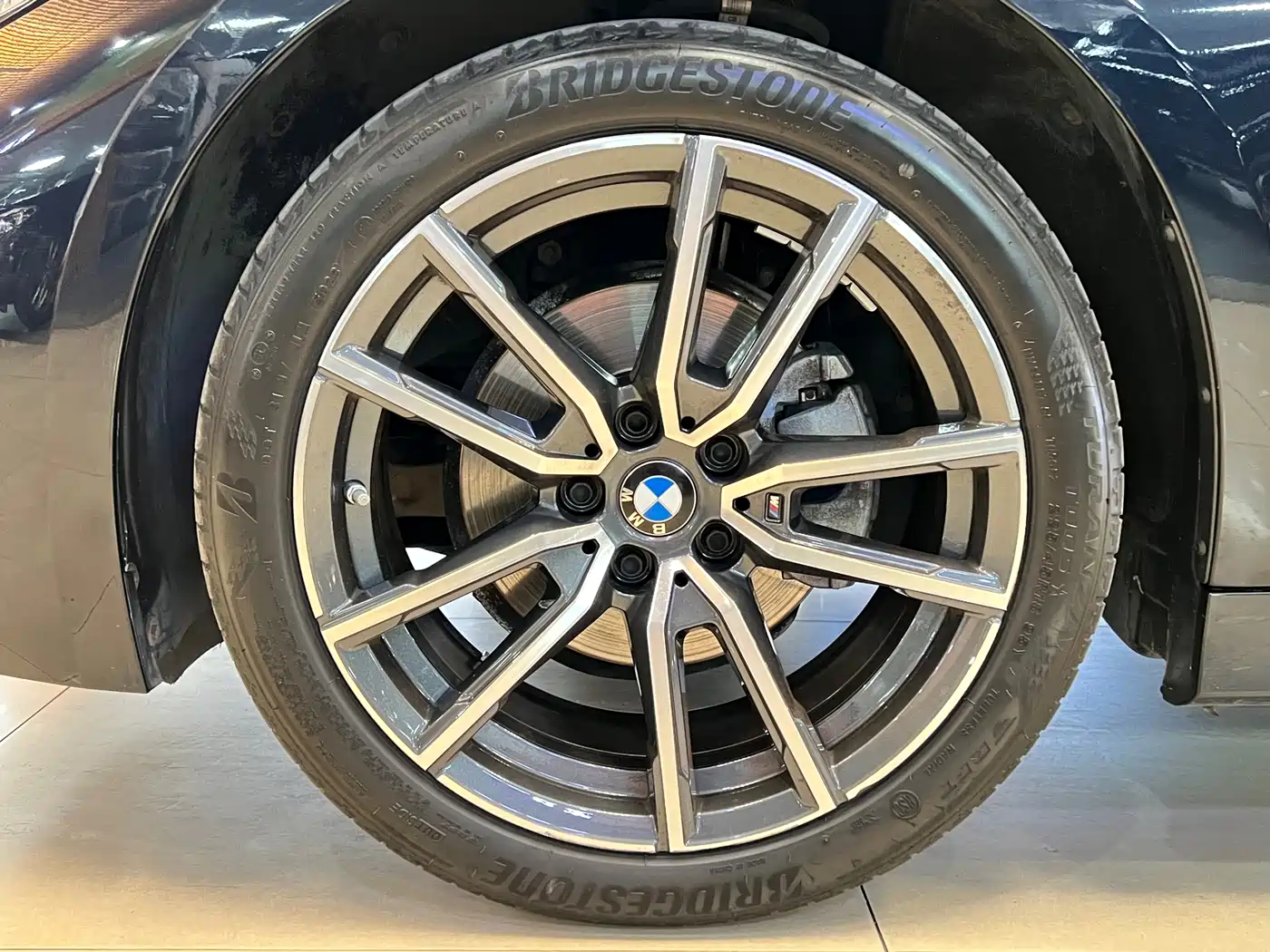 BMW 3 Series 2024 320Li M Sport Package фото 9