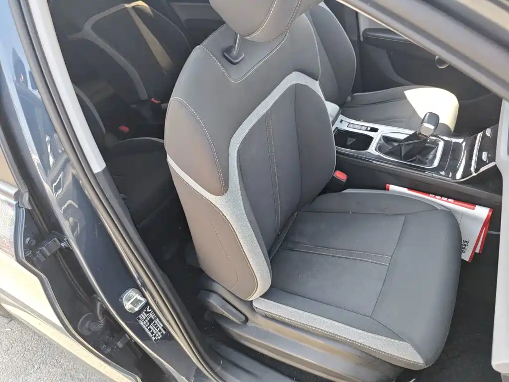 Wuling Motors Wuling Victory 2021 2020 1.5T CVT Elite Edition