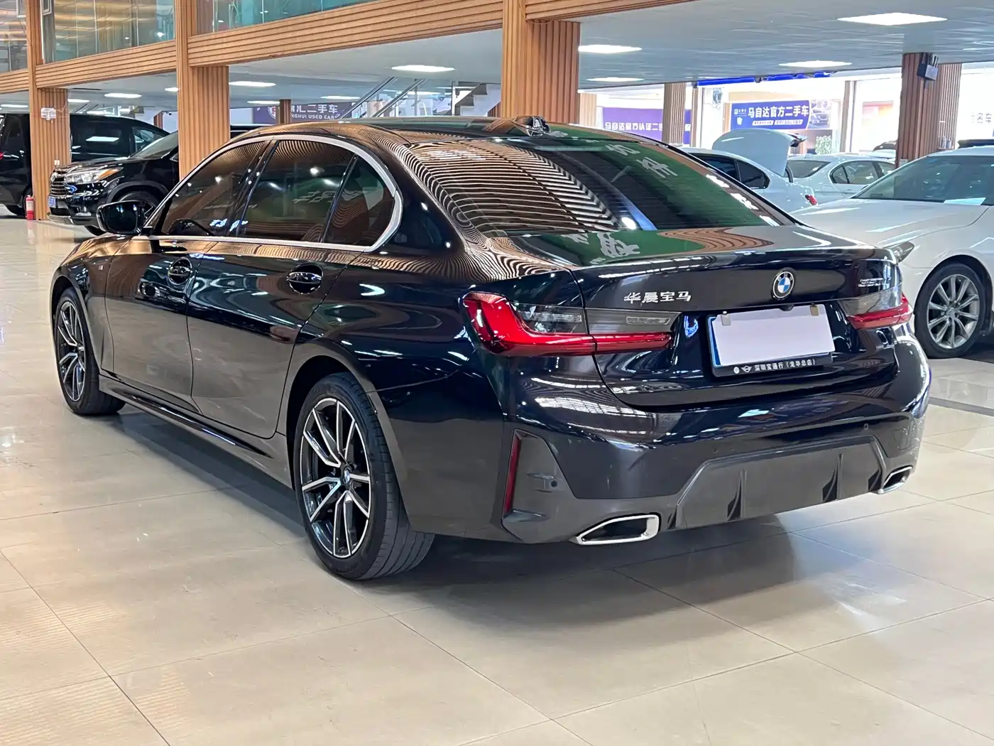 BMW 3 Series 2024 320Li M Sport Package фото 20
