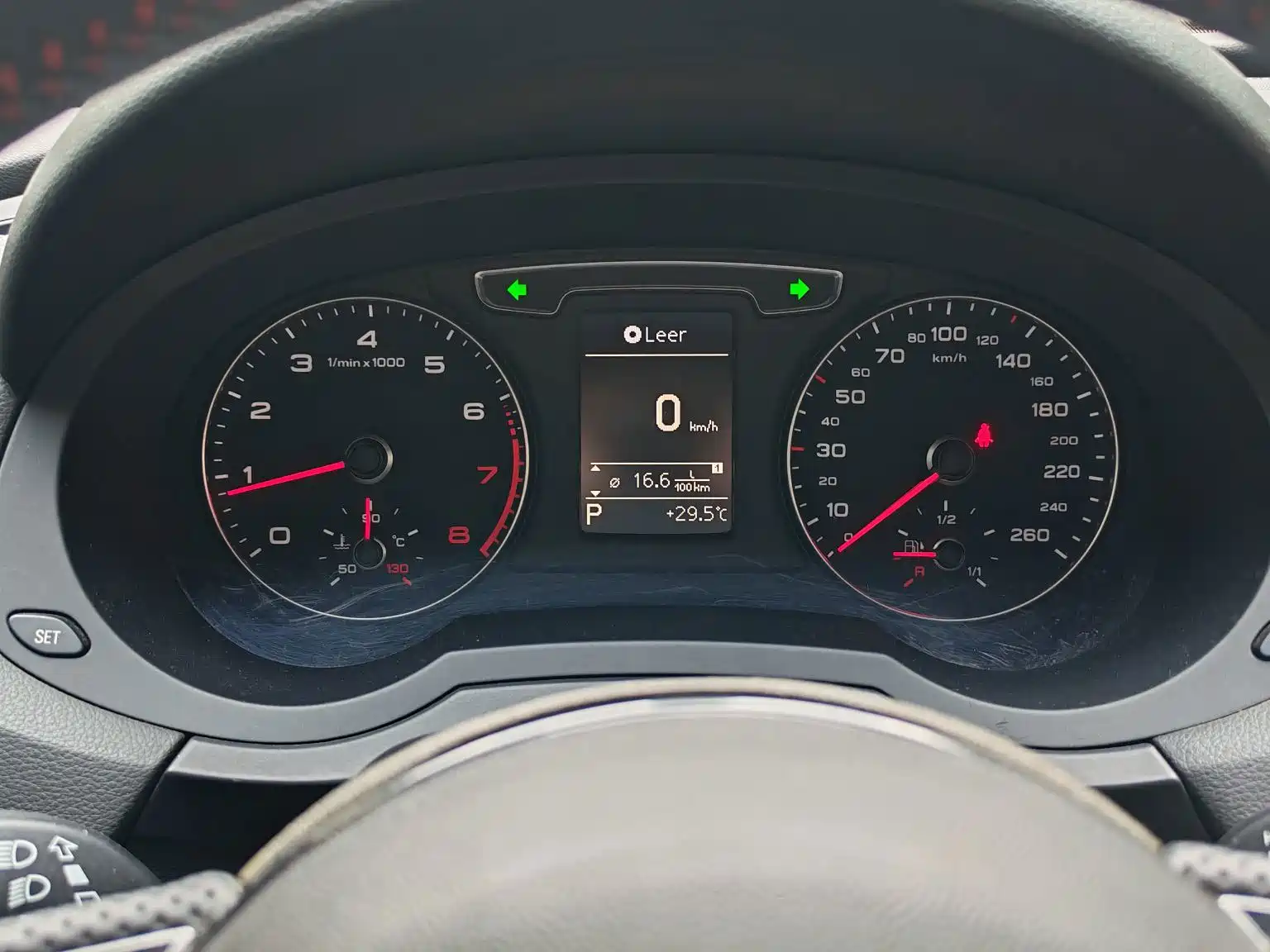 Фото 5 - Audi Q3