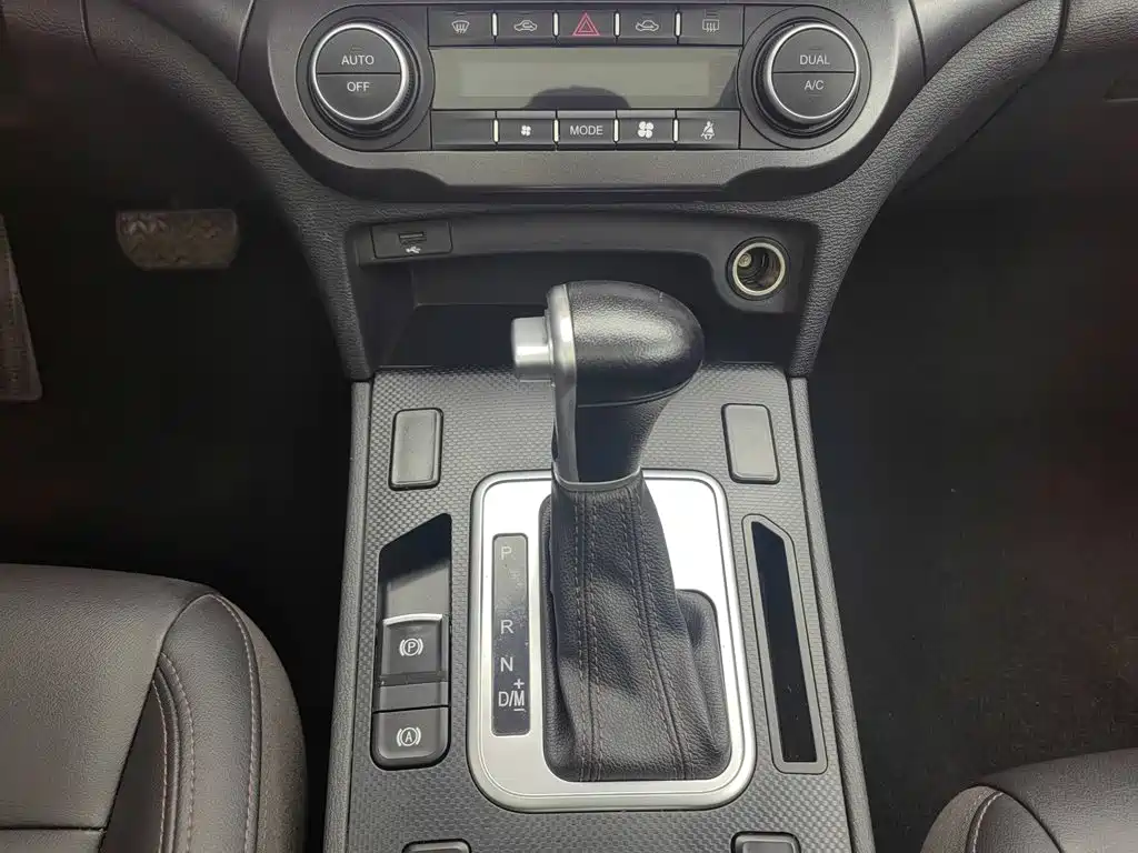 Фото 13 - Haval H6 Coupe