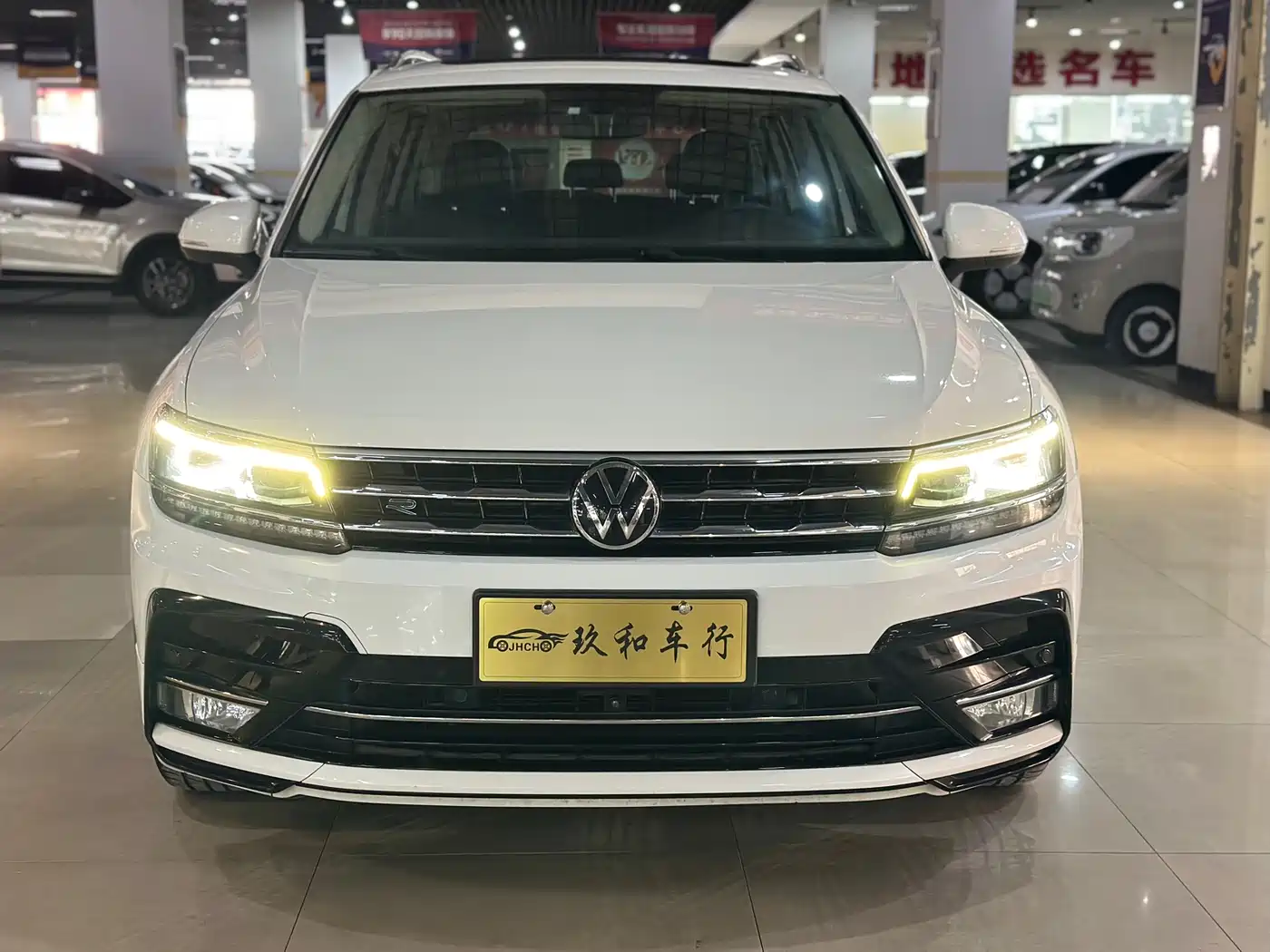 Volkswagen Tiguan L 2021 330TSI Automatic 2WD R-Line Flagship фото 2