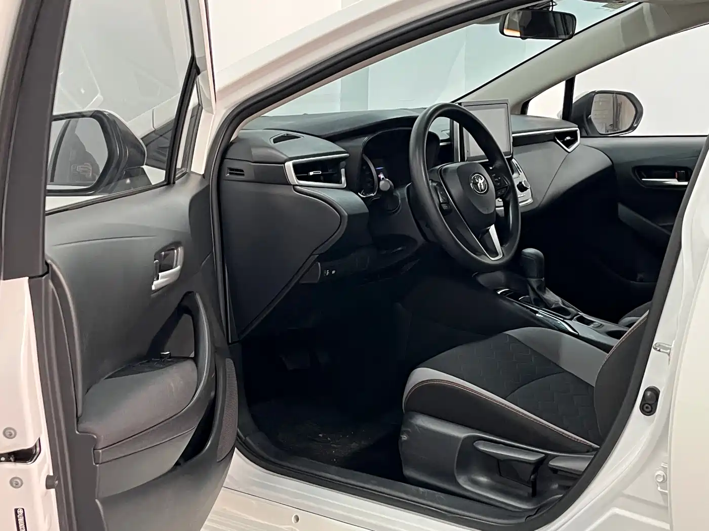 Toyota Corolla 2021 1.2T S-CVT Elite PLUS Edition фото 7