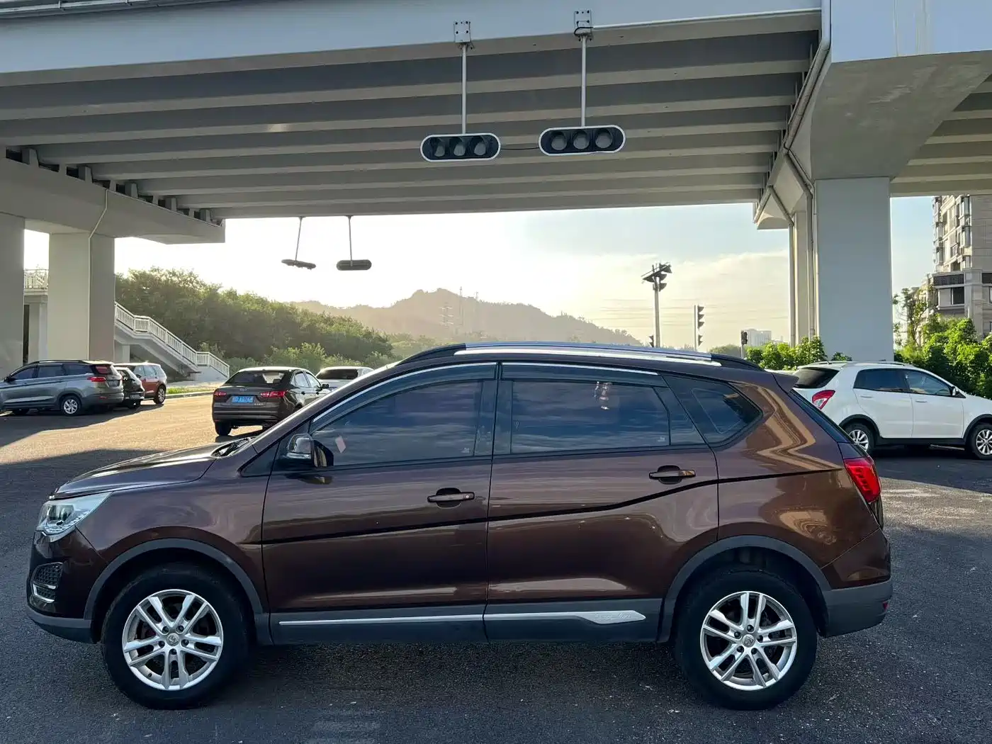Baojun 560 2017 2016 1.8L Manual Luxury