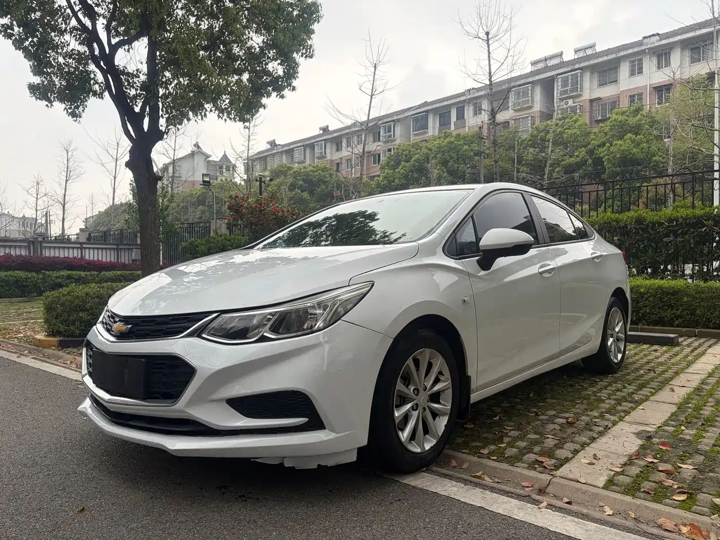 Chevrolet Cruze 2018 2018 320 Automatic Pioneer Sunroof Edition