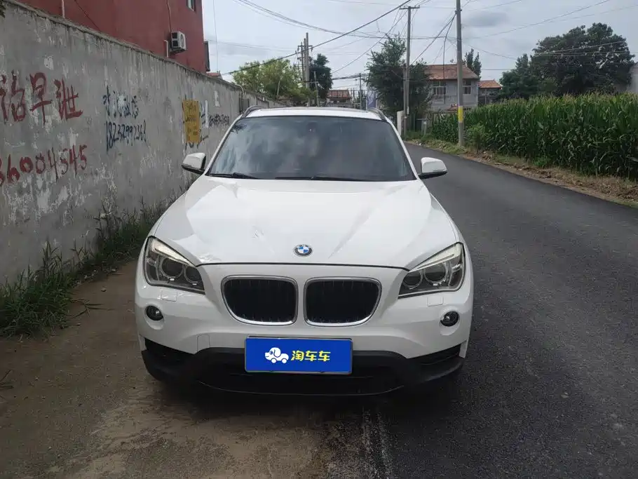 Фото 2 - BMW X1