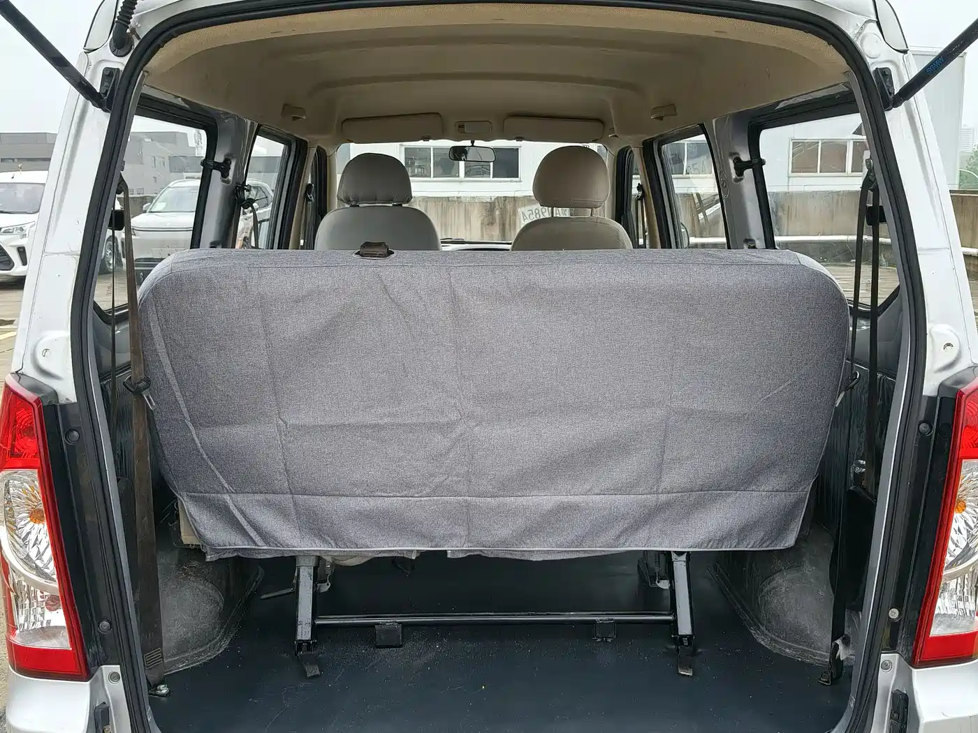 Wuling Motors Wuling Rongguang 2020 2020 1.2L S Basic Model China VI
