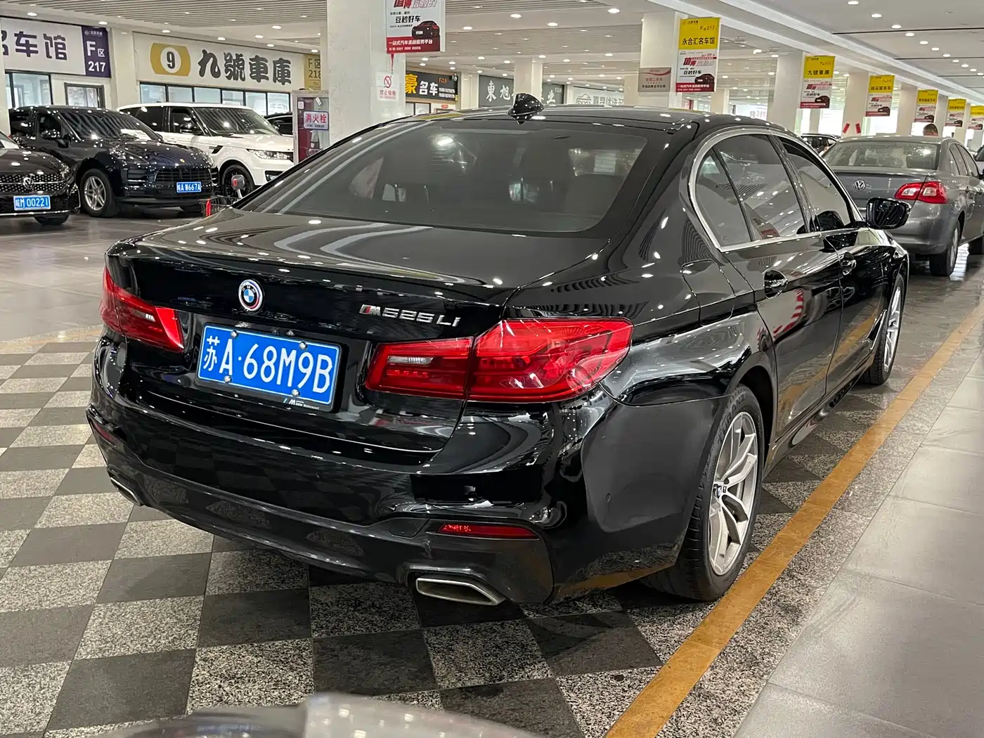 BMW 5 Series 2020 525Li M Sport Package фото 5