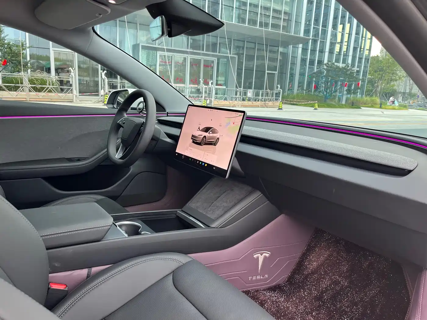 Tesla Model 3 2026 2025 Model Year Facelift Rear-Wheel Drive