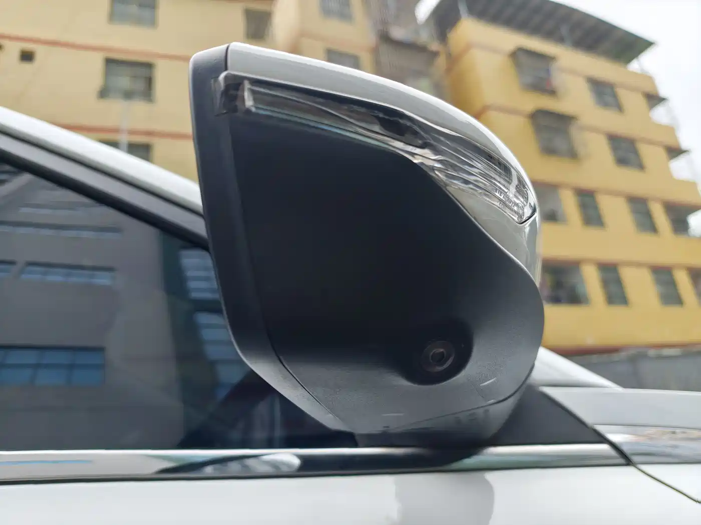 GEELY AUTOMOBILE EMGRAND