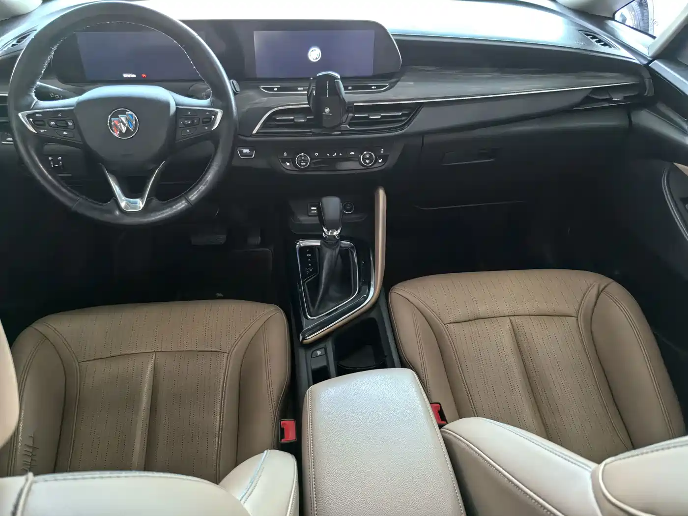 Buick GL6 2021 2021 323T Mild Hybrid Connected Luxury