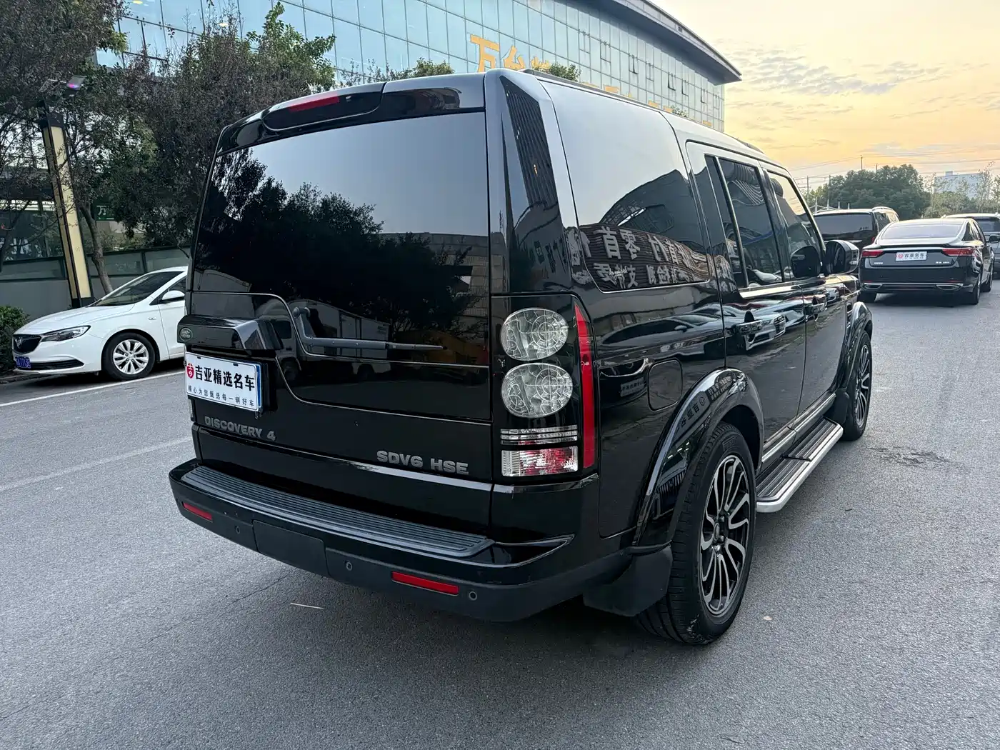 Land Rover Discovery 2013 3.0 SDV6 HSE Diesel фото 6