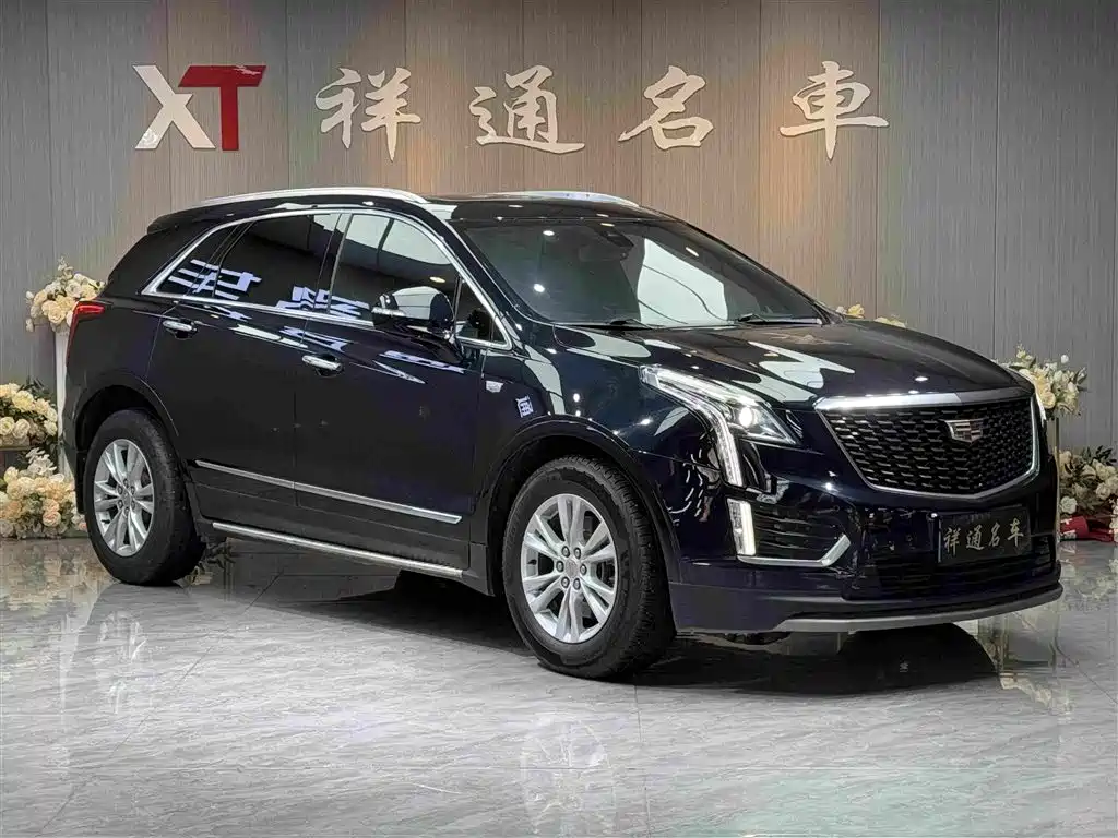 Фото 3 - Cadillac XT5