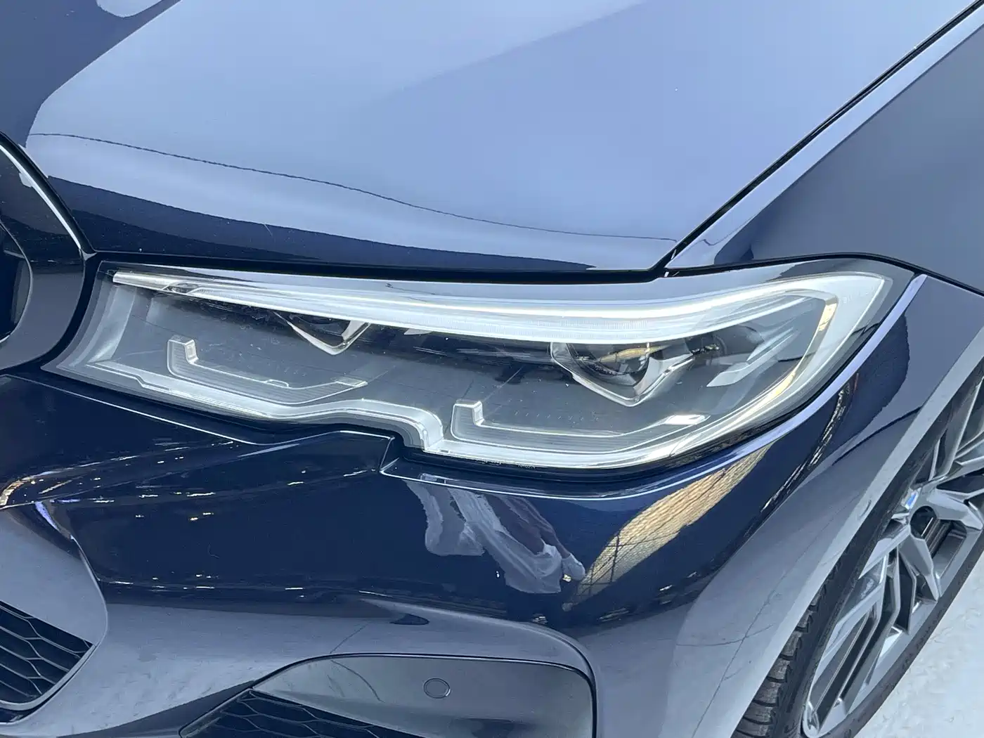 BMW 3 Series 2022 325Li M Sport Shadow Edition фото 7
