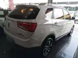Photo 7 - Baojun 560