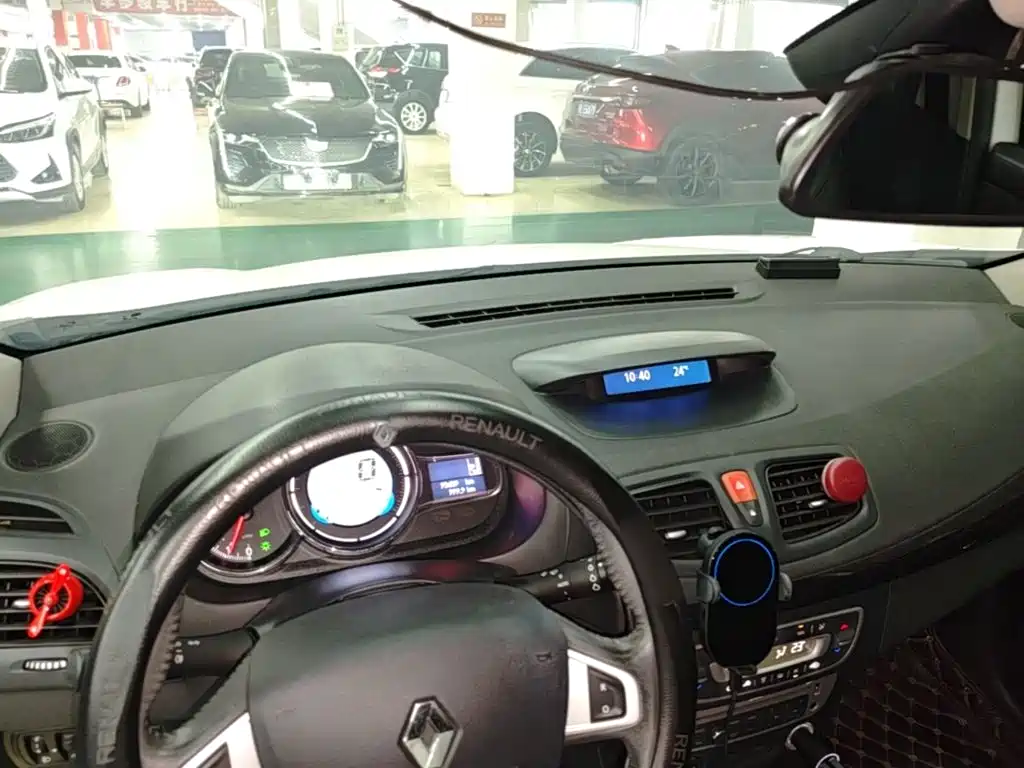 Renault Fluence 2015 2015 2.0L Fashion Edition