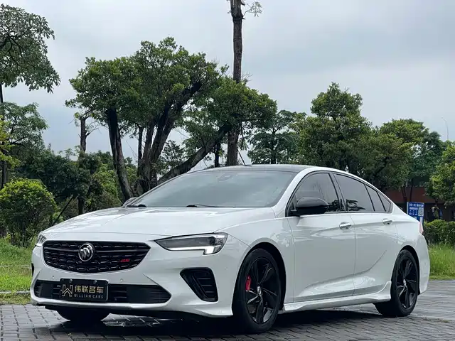 Buick Regal 2021 GS 28T Premium Model — фото 1