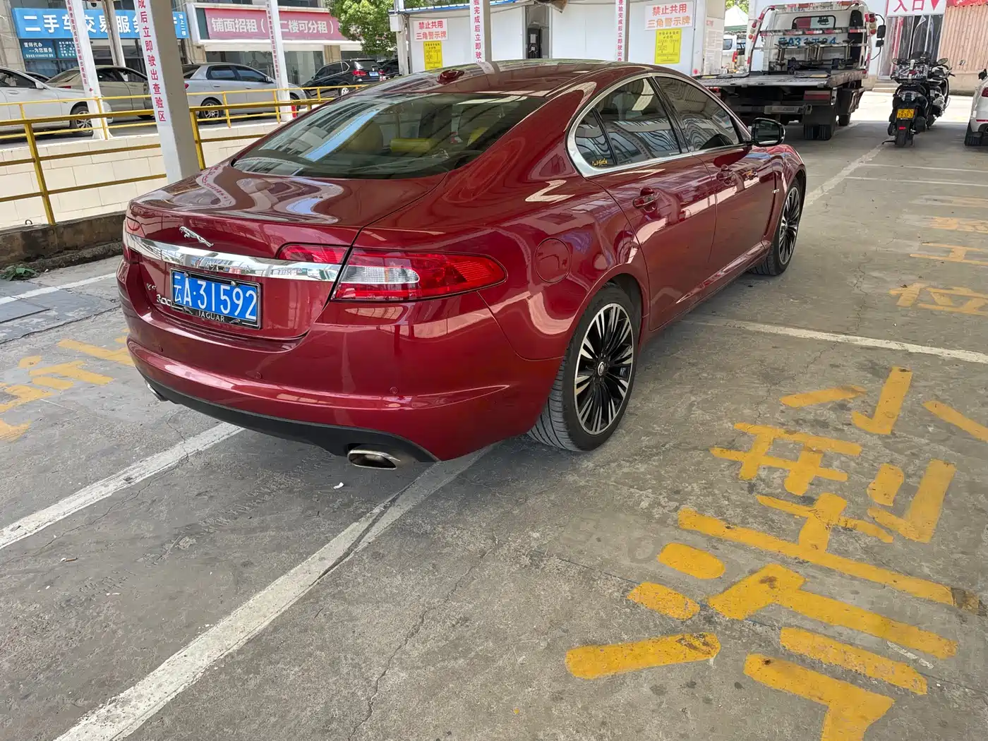 Фото 7 - Jaguar XF