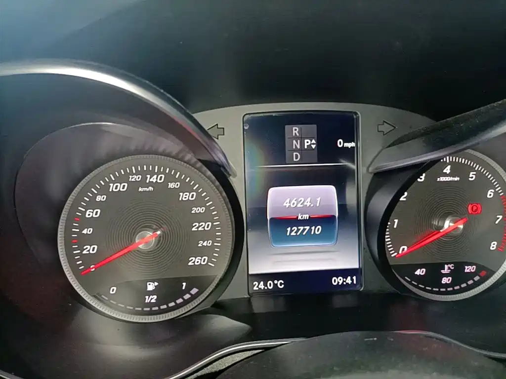 Mercedes-Benz C-Class 2015 Facelift C 200 L Sport фото 12
