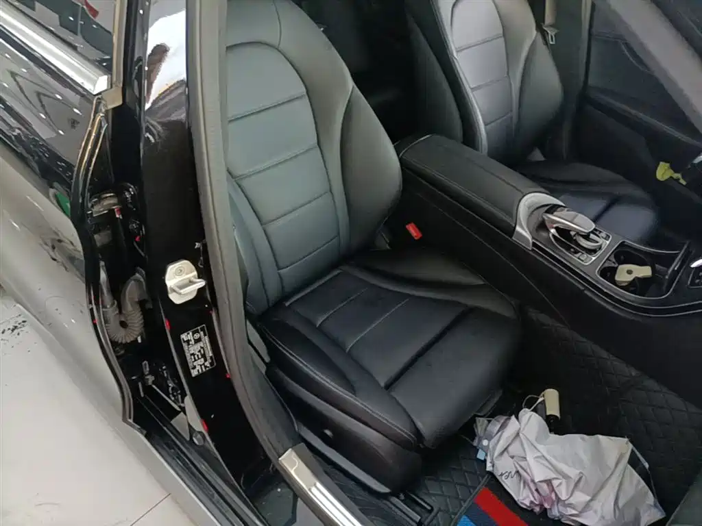 Mercedes-Benz C-Class 2015 Facelift C 200 L Sport фото 25