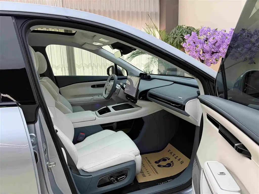 GAC Haobo Hyper HT 2024 2023 670 RWD Ultra High Voltage Edition