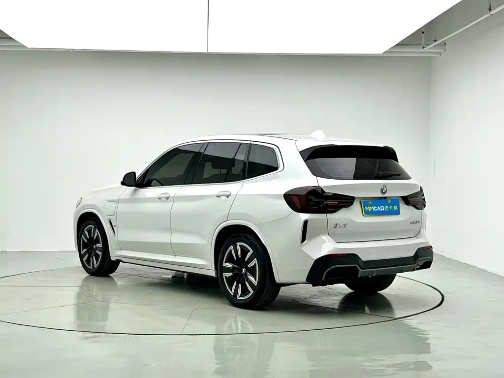 BMW iX3 2024 2024 Leading Edition
