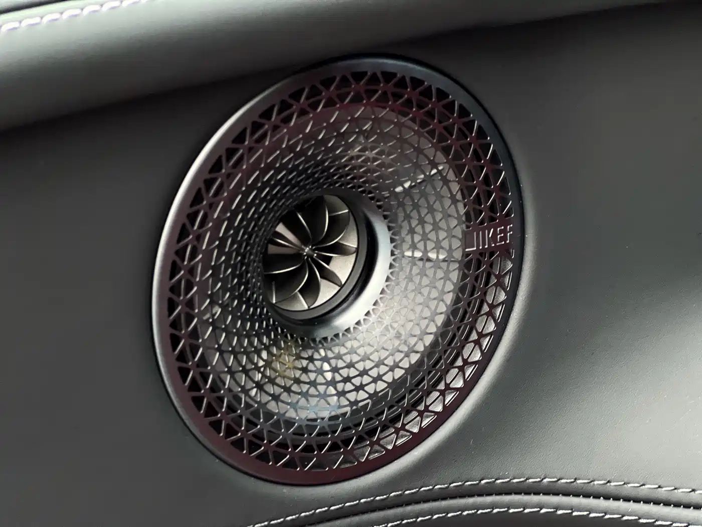 LOTUS SPORTS CAR ELETRE