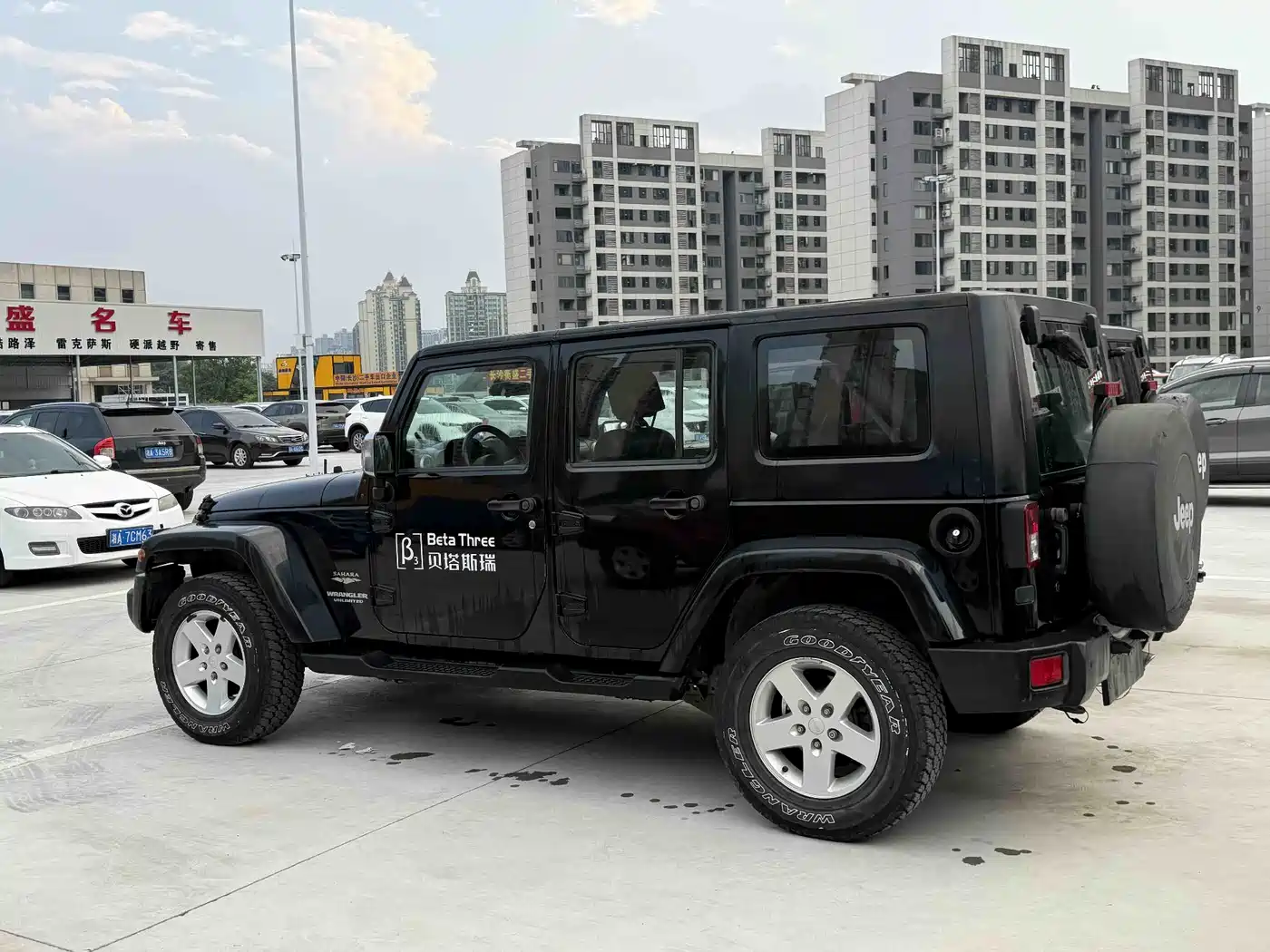 Jeep Wrangler 2010 2010 3.8L Sahara 4-Door