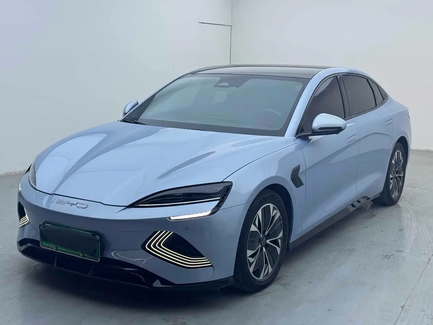BYD Seal 2023 — пригон из Китая