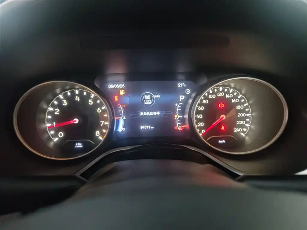Фото 12 - Jeep Compass