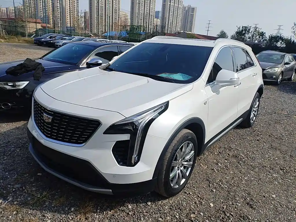 Cadillac XT4 2019 2018 28T FWD Leading Edition