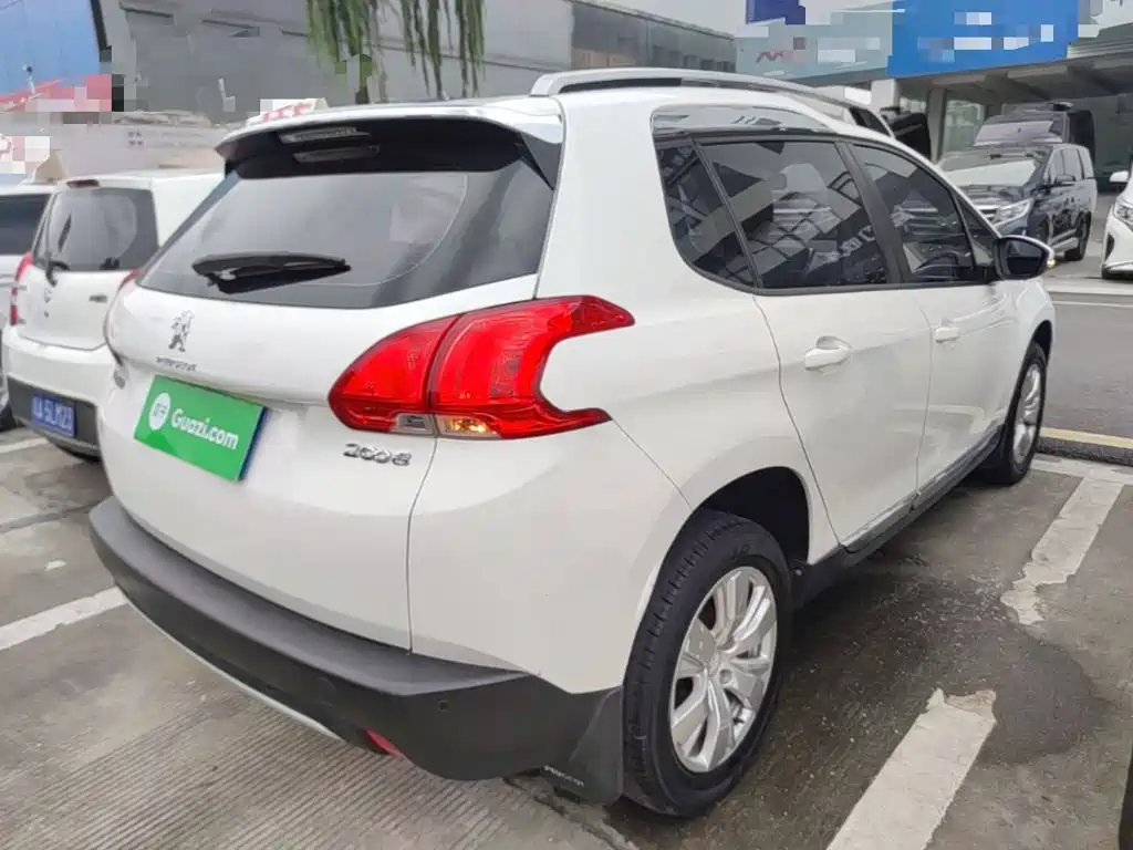 Peugeot 2008 2016 2014 1.6L Automatic Fashion Edition