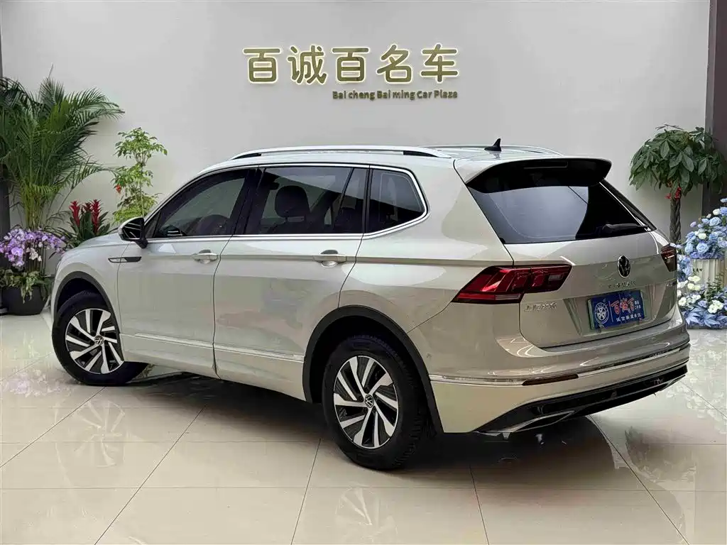 VOLKSWAGEN TIGUAN L NEW ENERGY