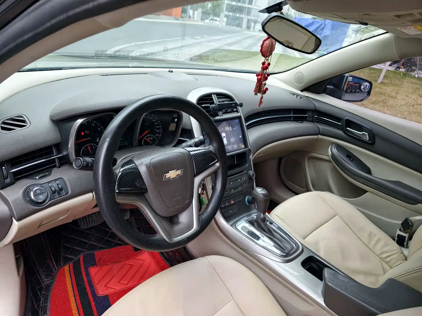 Chevrolet Malibu 2012 2.0L Automatic Comfort Edition фото 7