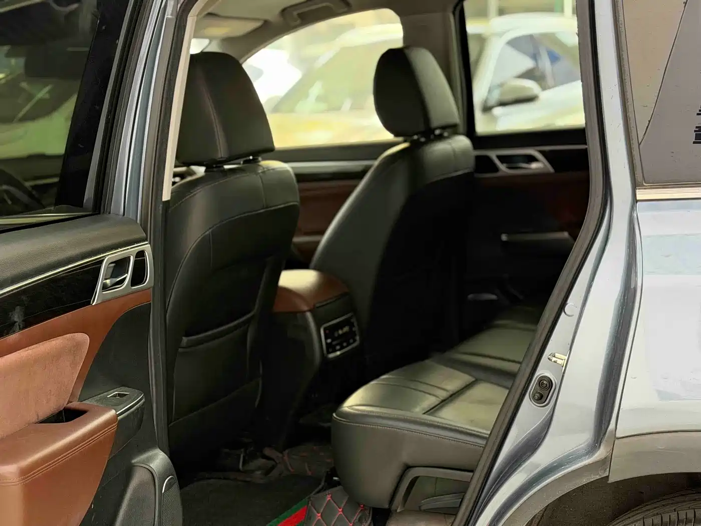 GAC Trumpchi Trumpchi GS8 2017 320T 2WD Luxury Smart Connect (7-seater) фото 10