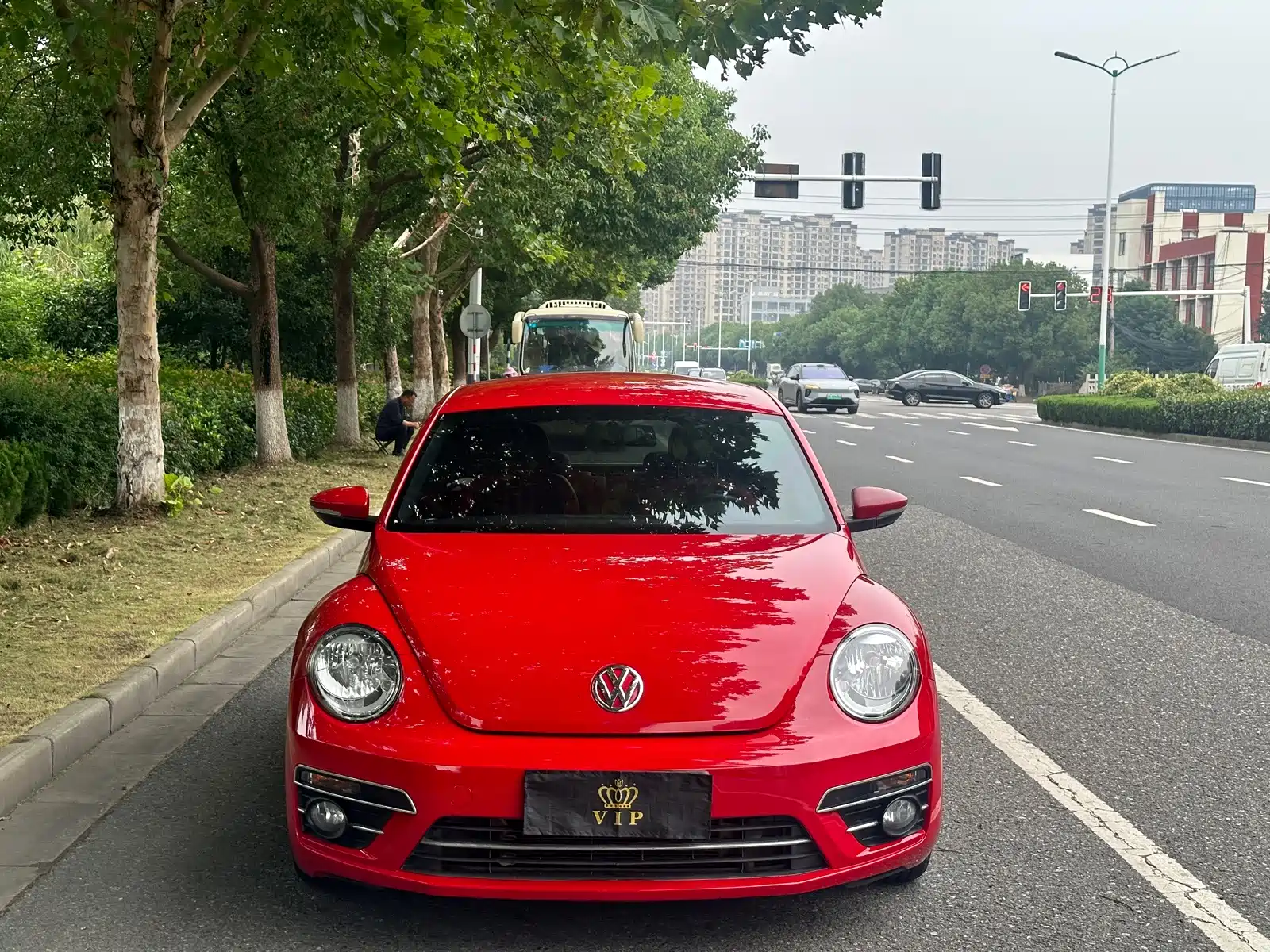 Photo 2 - Volkswagen Beetle