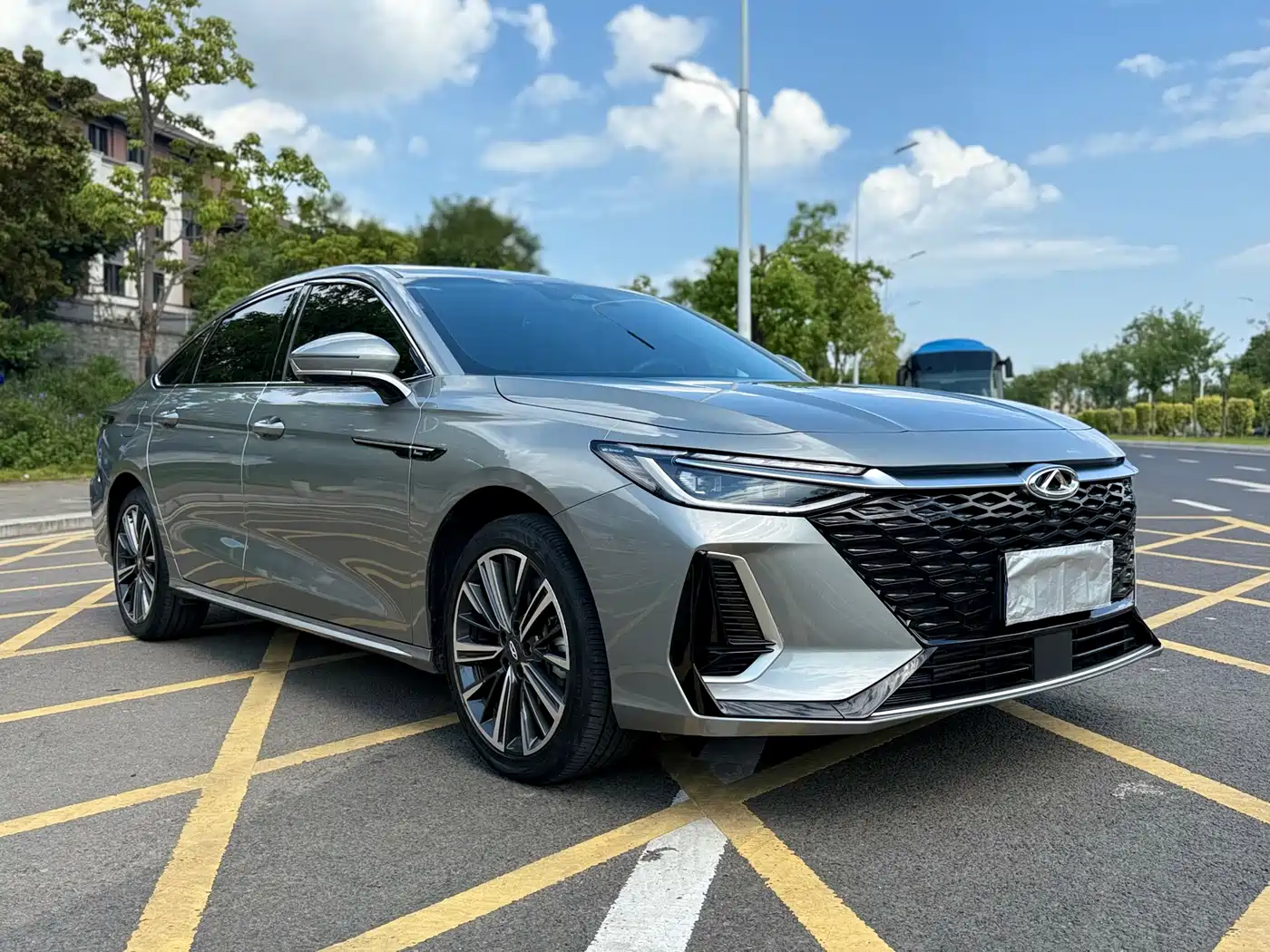 CHERY ARRIZO 8
