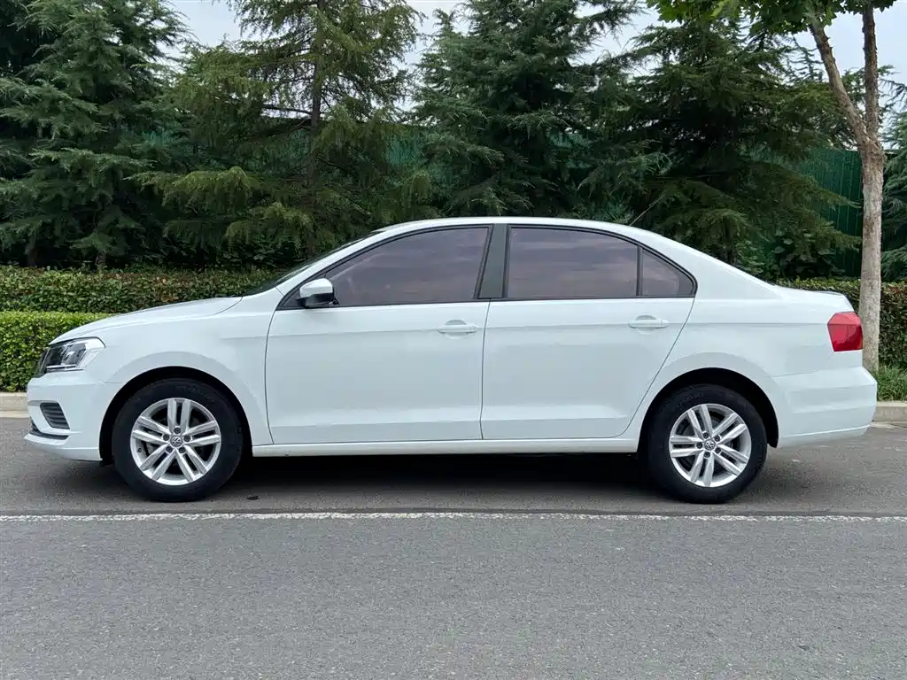 Volkswagen Jetta 2019 2019 Dream Edition 1.4L Manual Fashion